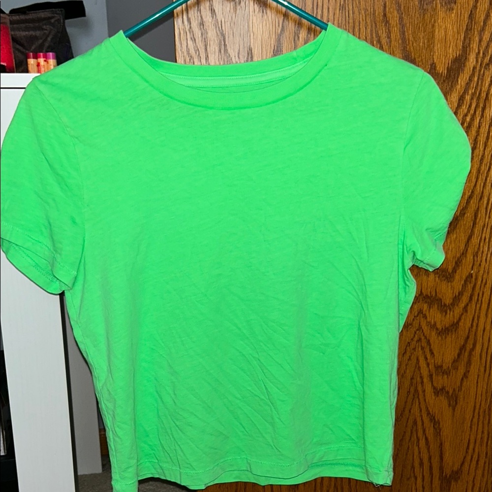 Universal Thread Green Crop Fitted Short Sleeve T-Shirt